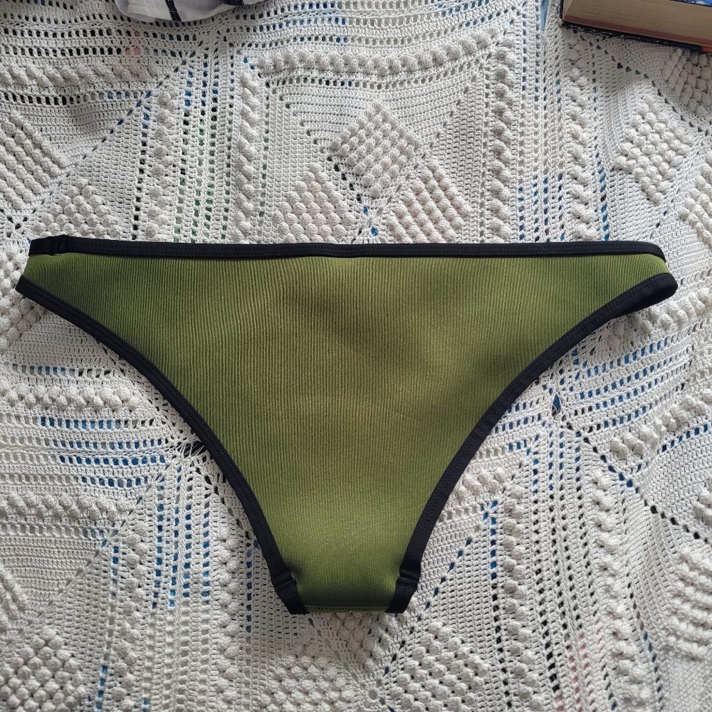 Hoaka Swimwear khaki green bikini bottom large - Picture 2 of 6